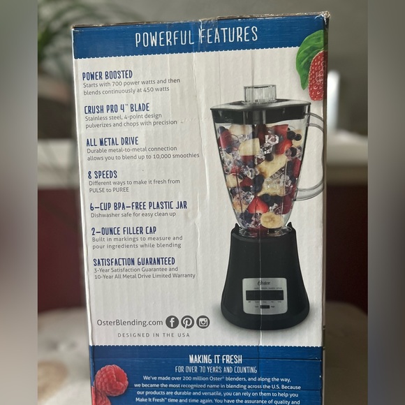 Oster Blender - Picture 1 of 3